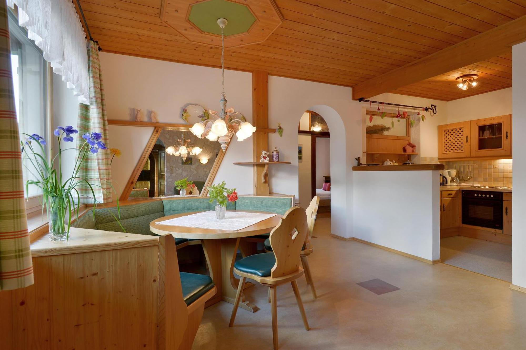 Alpenresidenz Unterrainer Apartment Ellmau Ruang foto